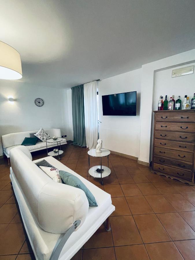 Tenuta Re Ferdinando Санта-Мария-Капуа-Ветере Экстерьер фото
